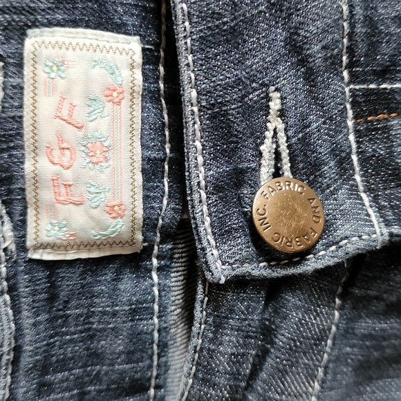 EUC Fabric & Fabric Inc: Low-rise Skinny-fit Jeans, Medium-wash, size 7/8 - Picture 2 of 6